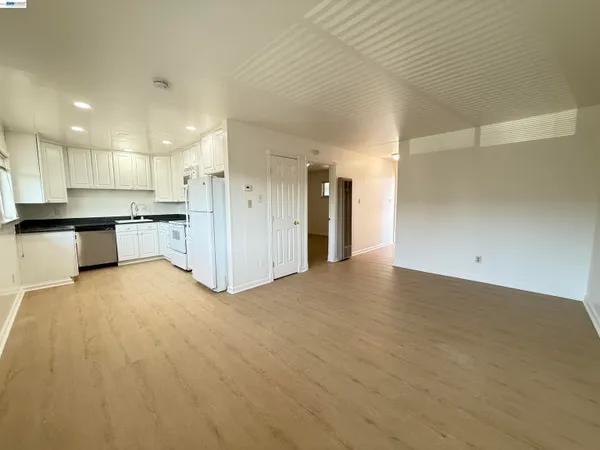 $2,095 | 1330 Mt Pisgah Road, Unit D, Walnut Creek, CA 94596