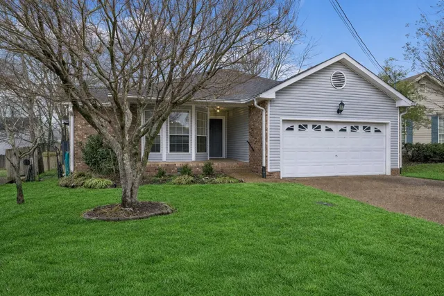 $340,000 | 103 Oak Leaf Court, Hendersonville, TN 37075