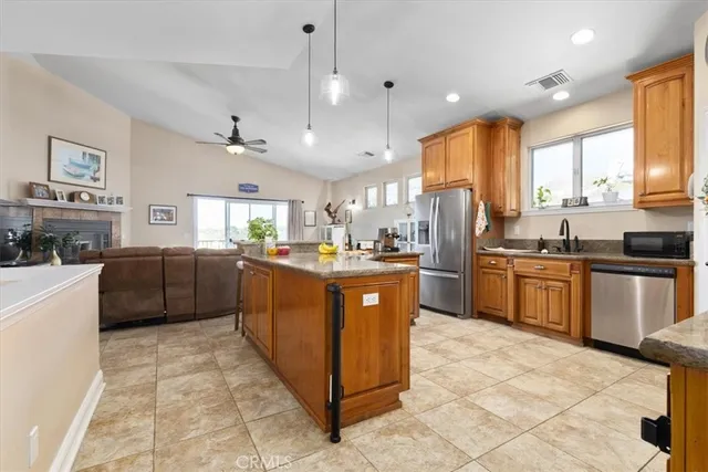 $755,000 | 2347 Lakeview Drive, Bradley, CA 93426