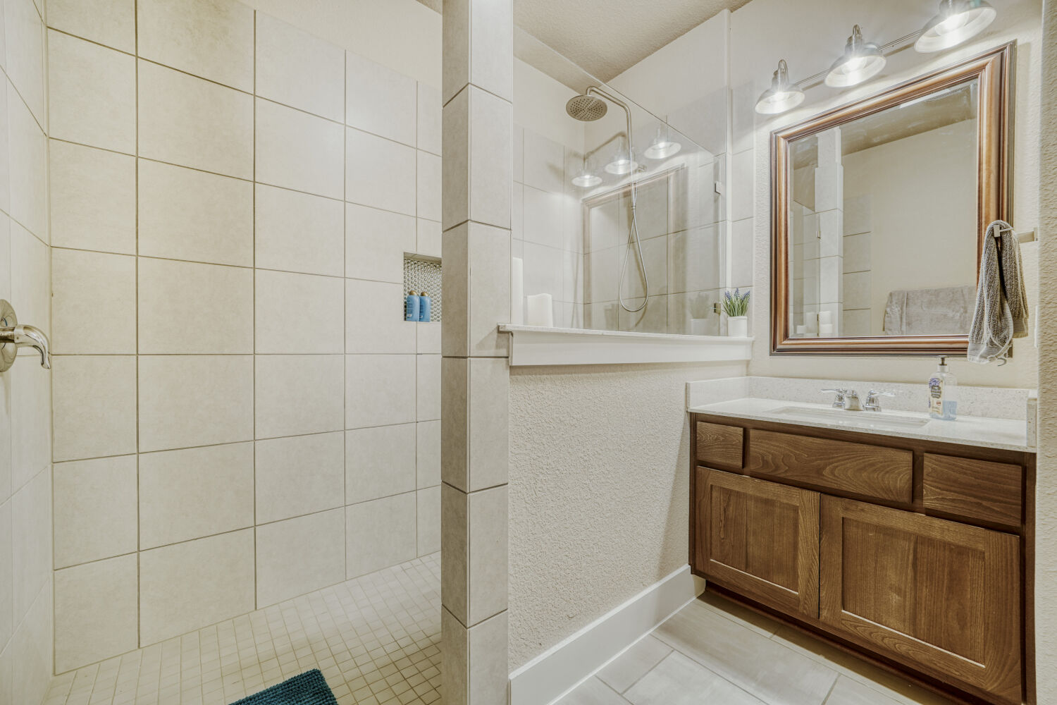 3317 Nighthawk Dive Lane Pflugerville, TX 78660 - Photo 22 of 34 Guest bathroom with curbless shower entry.