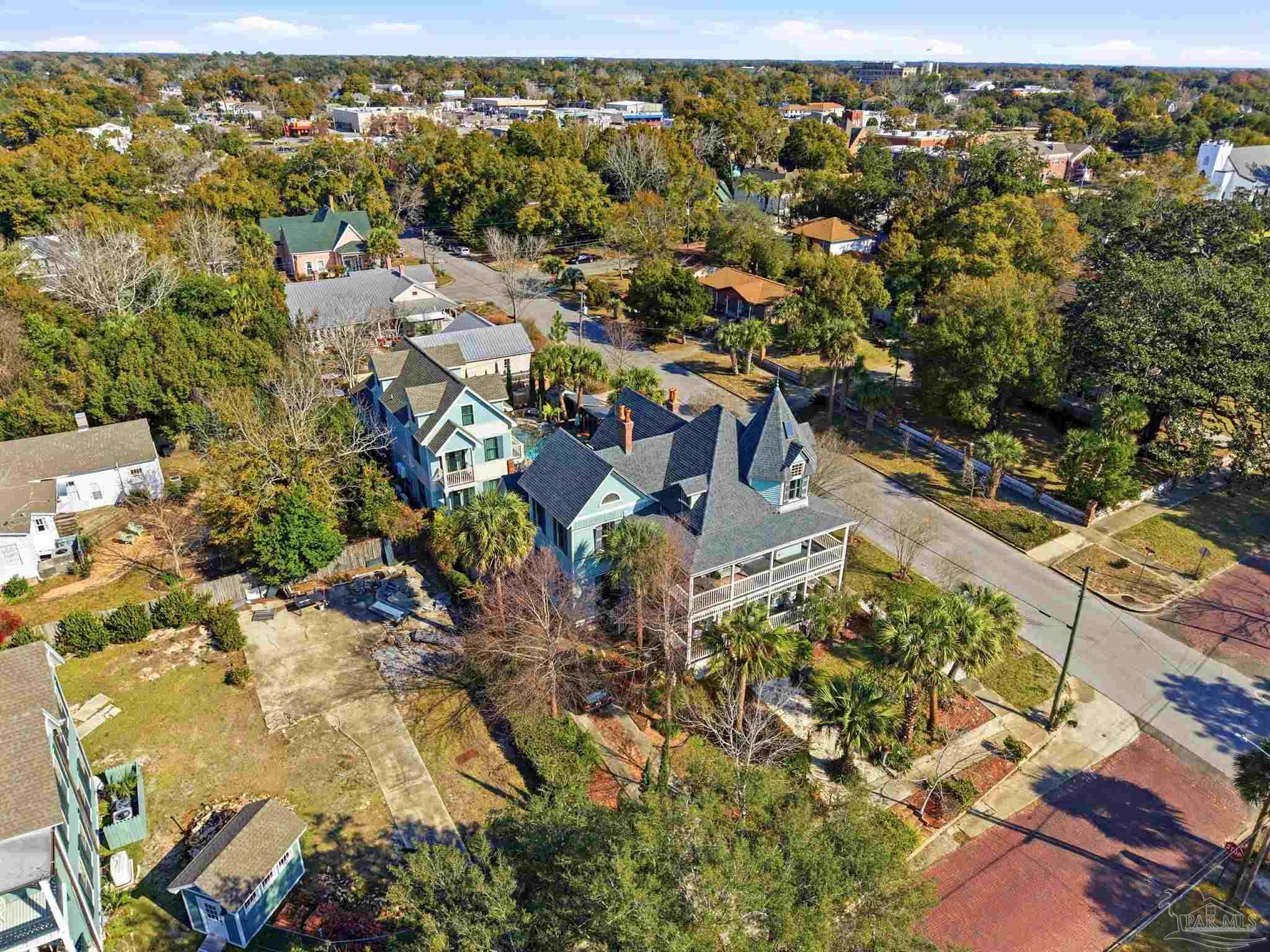 714 East La Rua Street Pensacola, FL 32501 - Photo 56 of 63 an aerial view of residential houses with outdoor space
