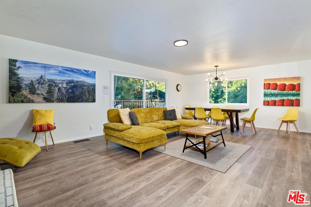 40902 Elliott Drive Oakhurst, CA 93644 - Photo 5 of 24 a living room with furniture and wooden floor