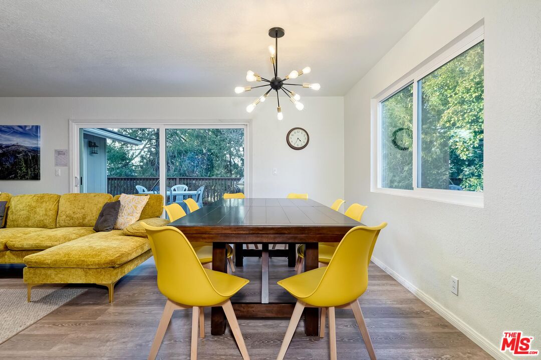 40902 Elliott Drive Oakhurst, CA 93644 - Photo 9 of 24 a living room with furniture and a large window