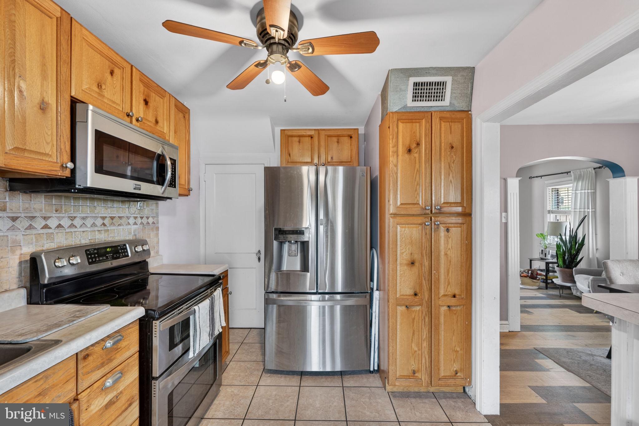 1224 Meadow Road Woodlyn, PA 19094 - Photo 14 of 41 Gallery Image 14