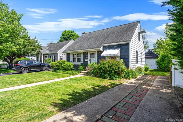 $499,999 | 1734 Bernard Street, Merrick, NY 11566