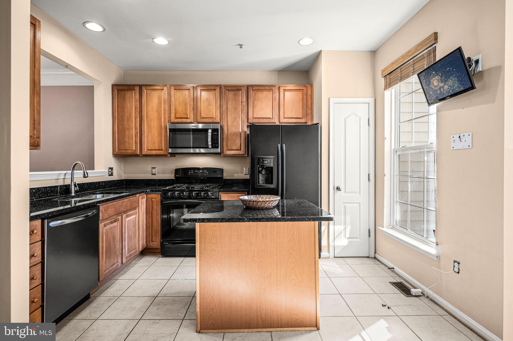 735 Parev Way Upper Marlboro, MD 20774 - Photo 4 of 27