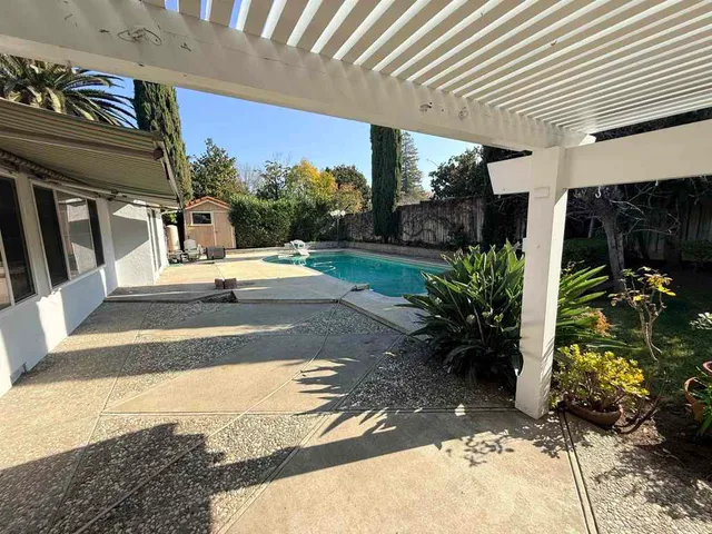 $1,025,000 | 2883-2883 Bowling Green Drive, Walnut Creek, CA 94598