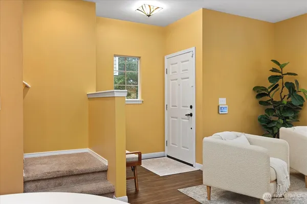 $525,000 | 5300 Glenwood Avenue, Unit U2, Everett, WA 98203
