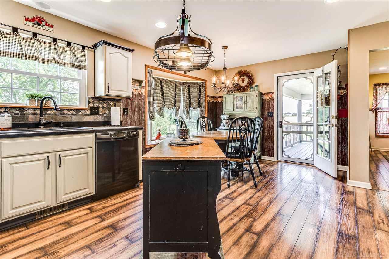 6556 Croswell Road Croswell, MI 48422 - Photo 27 of 59 Kitchen