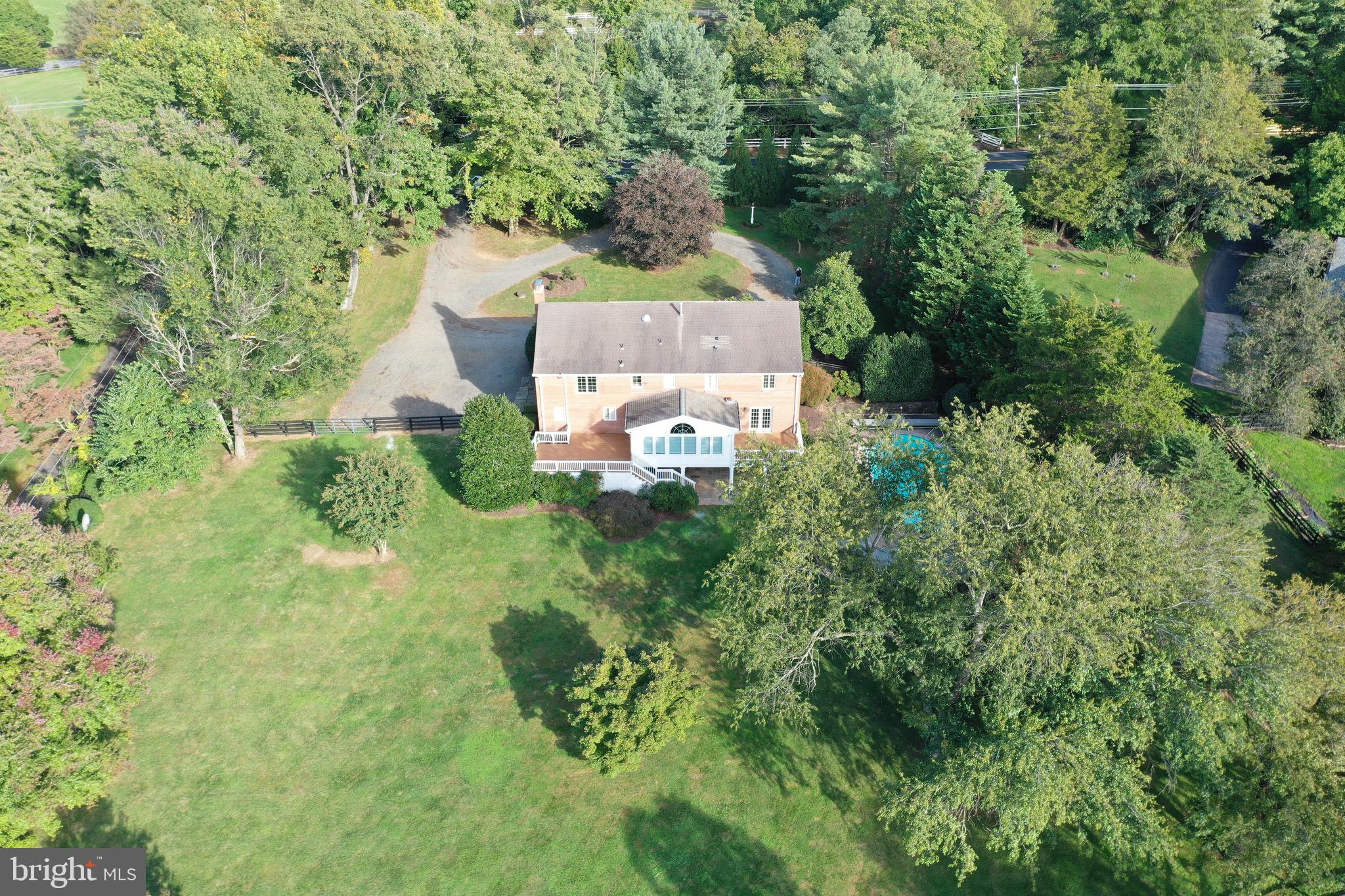 646 Seneca Road Great Falls, VA 22066 - Photo 50 of 52 Privacy, convenience & Langley school district.