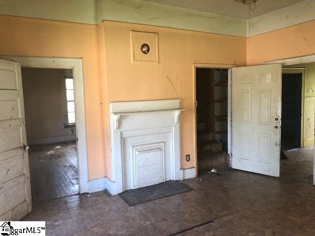 203 Maple Street Easley, SC 29640 - Photo 2 of 15 Gallery Image 2