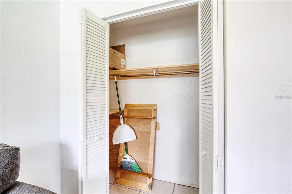 815 8th Street Daytona Beach, FL 32117 - Photo 11 of 50 a view of a bathroom