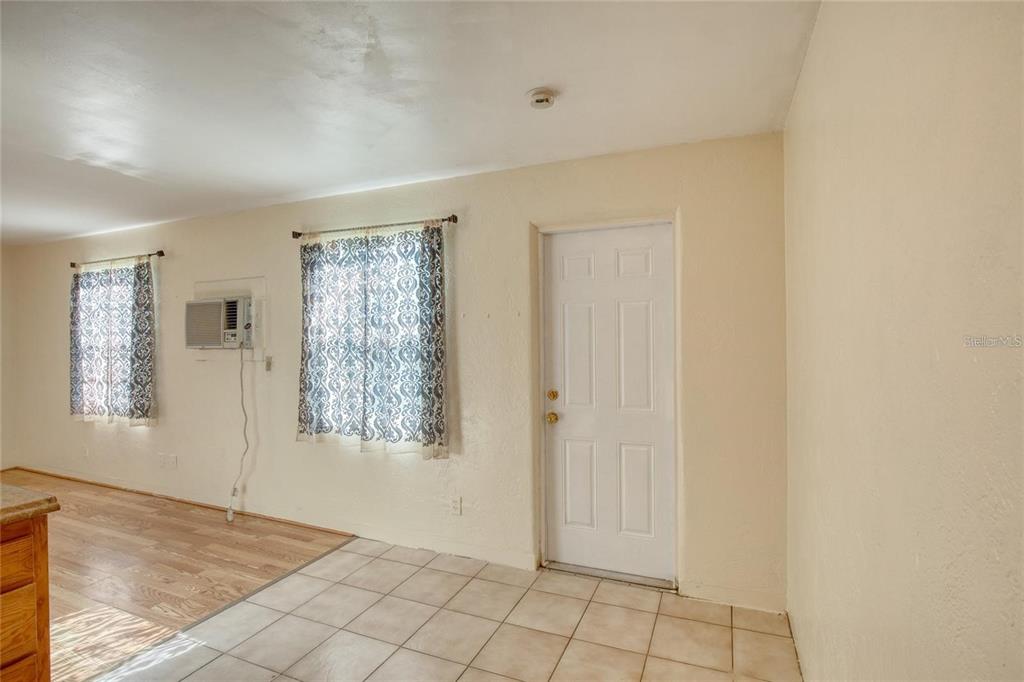 815 8th Street Daytona Beach, FL 32117 - Photo 33 of 50 a view of an empty room with window and cabinet