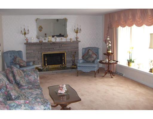 33 Myles Road Peabody, MA 01960 - Photo 2 of 12 Gallery Image 2