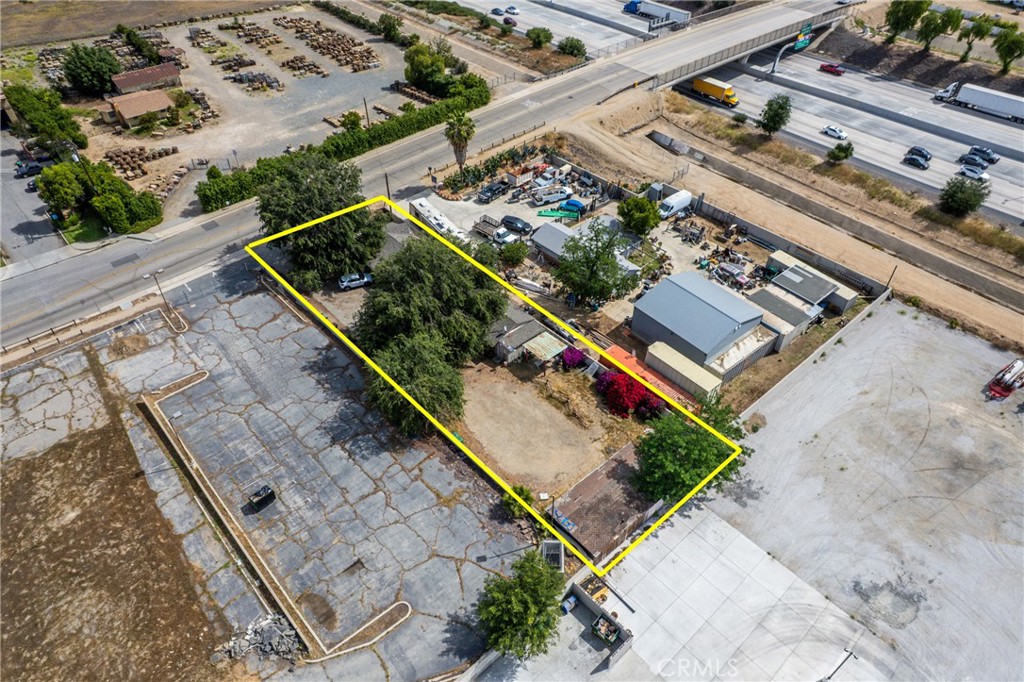 1652 Fourth Street Norco, CA 92860 - Photo 11 of 23