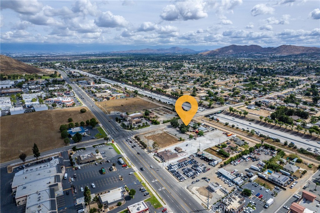 1652 Fourth Street Norco, CA 92860 - Photo 13 of 23
