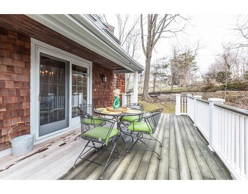 560 Jerusalem Road Cohasset, MA 02025 - Photo 27 of 30 a balcony with wooden floor table and chairs