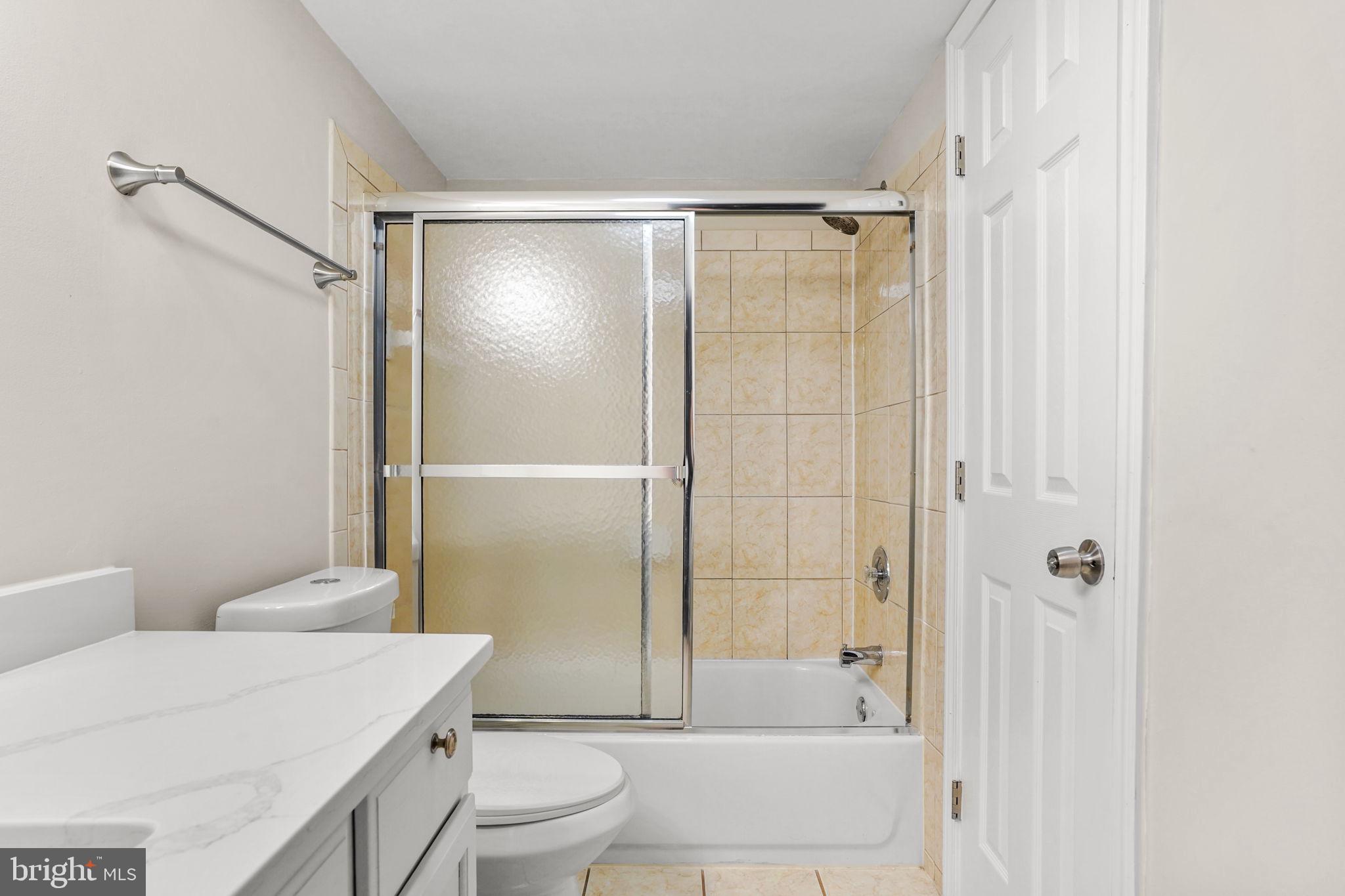 5818 Royal Ridge Drive, Unit M Springfield, VA 22152 - Photo 24 of 33