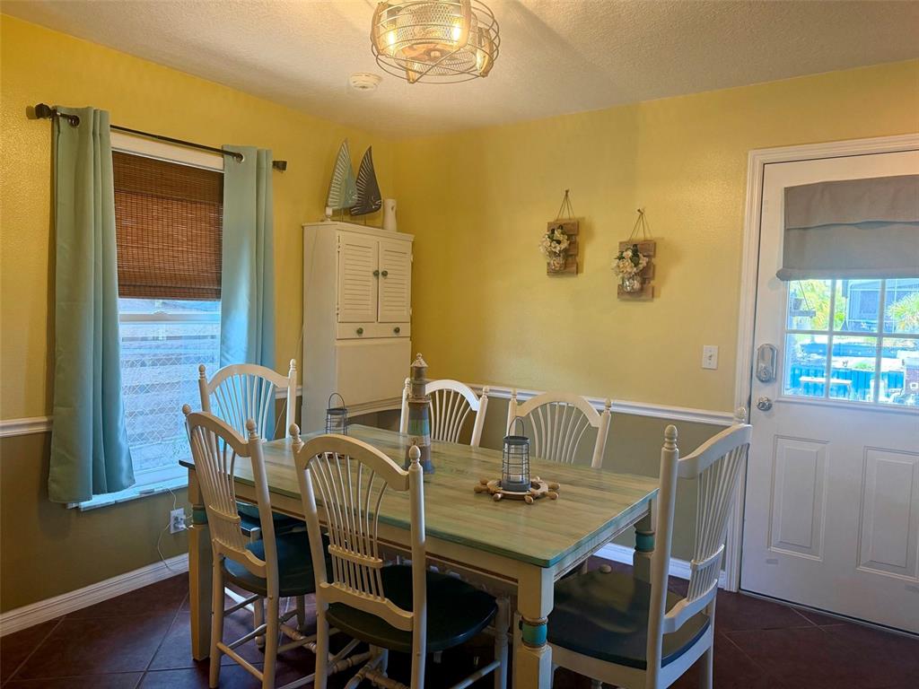 107 Douglas Street Edgewater, FL 32141 - Photo 8 of 40