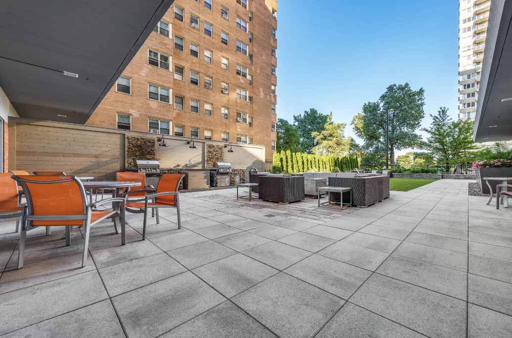 5600 North Sheridan Road, Unit 4A Chicago, IL 60660 - Photo 10 of 14