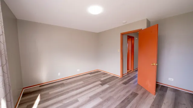 $180,000 | 363 Meadow Green Lane, Unit 363, Round Lake Beach, IL 60073