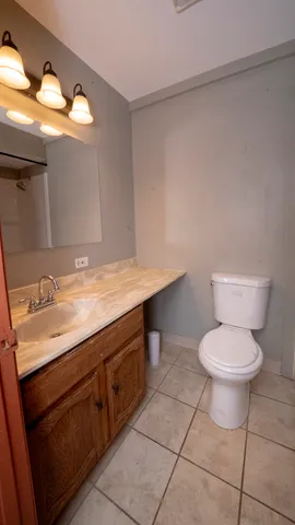 $180,000 | 363 Meadow Green Lane, Unit 363, Round Lake Beach, IL 60073