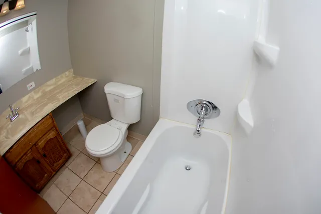 $180,000 | 363 Meadow Green Lane, Unit 363, Round Lake Beach, IL 60073