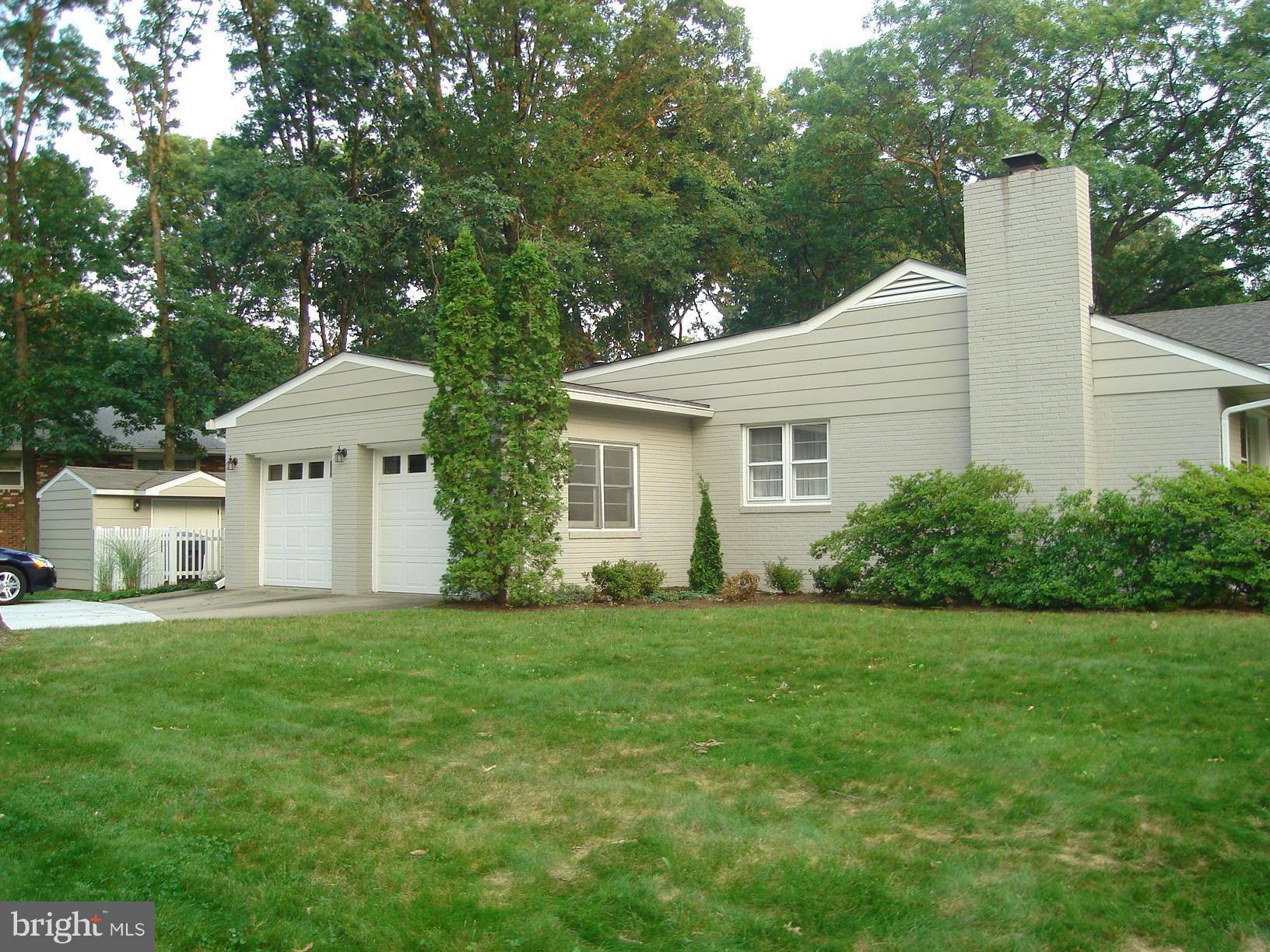 6011 Sumner Road Alexandria, VA 22310 - Photo 2 of 17 Exterior (General)