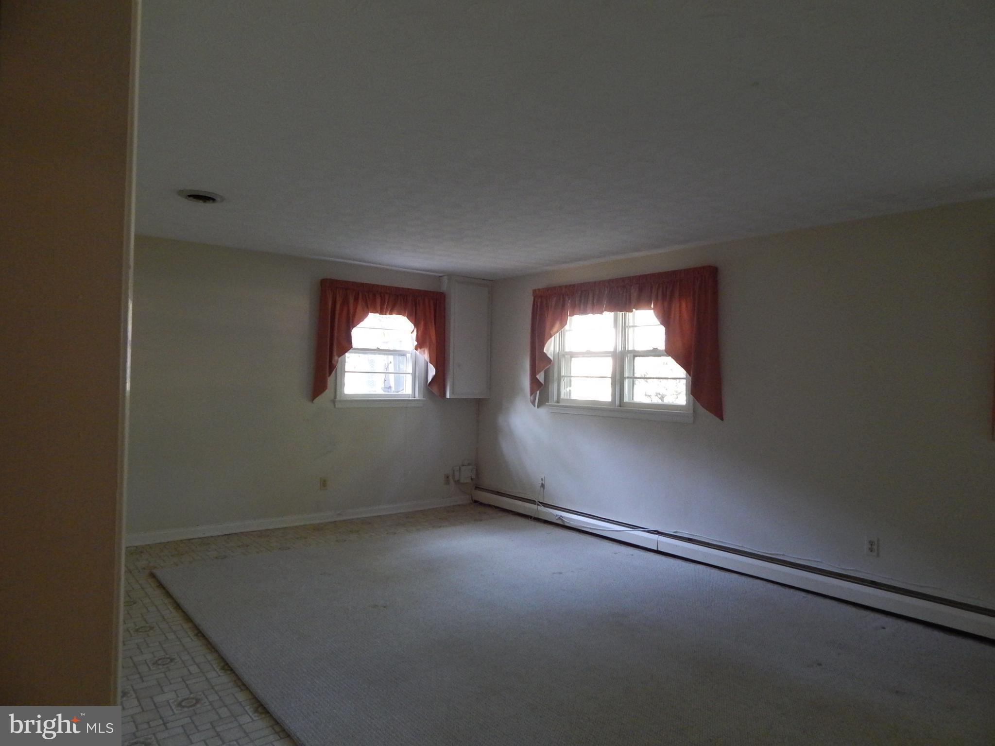 6011 Sumner Road Alexandria, VA 22310 - Photo 12 of 17 Interior (General)