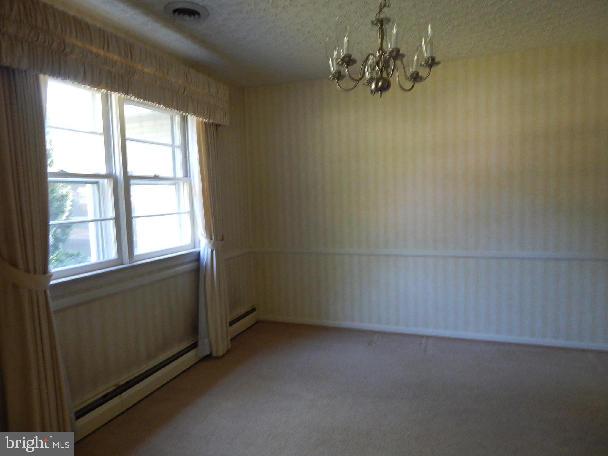 6011 Sumner Road Alexandria, VA 22310 - Photo 6 of 17 Dining Room