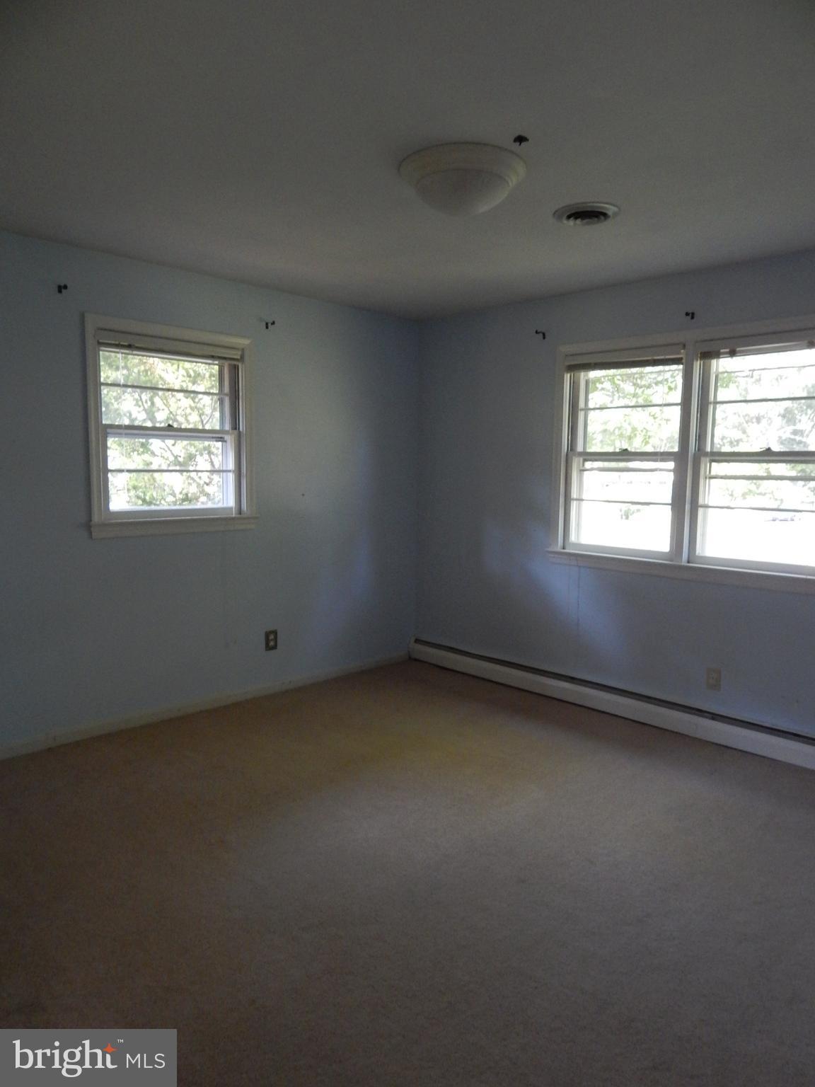 6011 Sumner Road Alexandria, VA 22310 - Photo 8 of 17 Bedroom (Master)