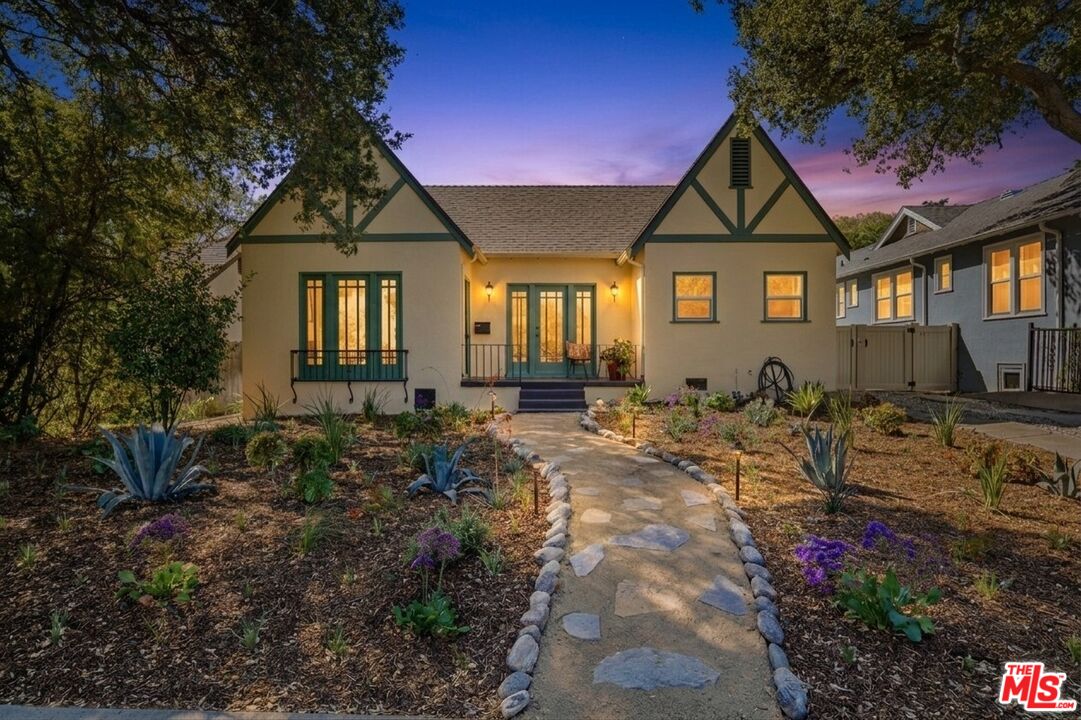 1667 Allen Avenue Pasadena, CA 91104 - Photo 2 of 50 a front view of a house with a yard