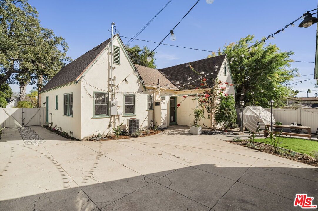 1667 Allen Avenue Pasadena, CA 91104 - Photo 24 of 50