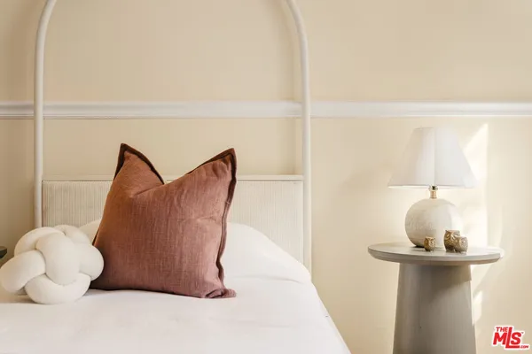 $1,198,000 | 1667 Allen Avenue, Pasadena, CA 91104