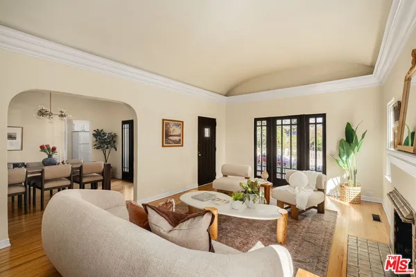 $1,198,000 | 1667 Allen Avenue, Pasadena, CA 91104