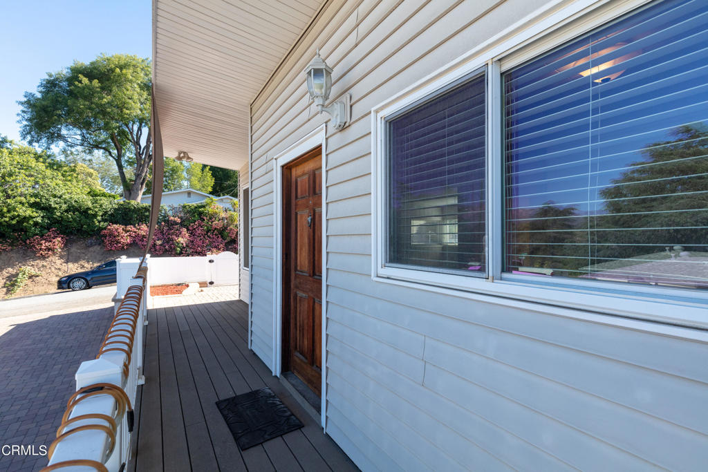 40 Hill Street Oak View, CA 93022 - Photo 4 of 27