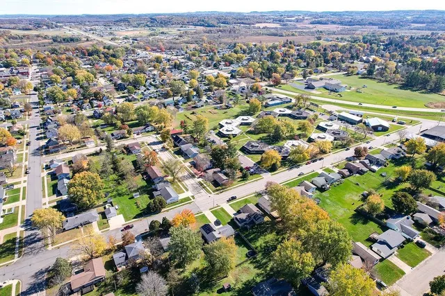 $249,000 | 1405 Lincoln Avenue, Tomah, WI 54660