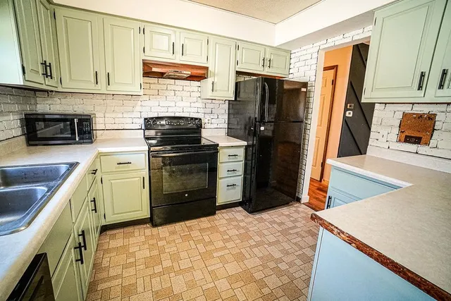 $249,000 | 1405 Lincoln Avenue, Tomah, WI 54660