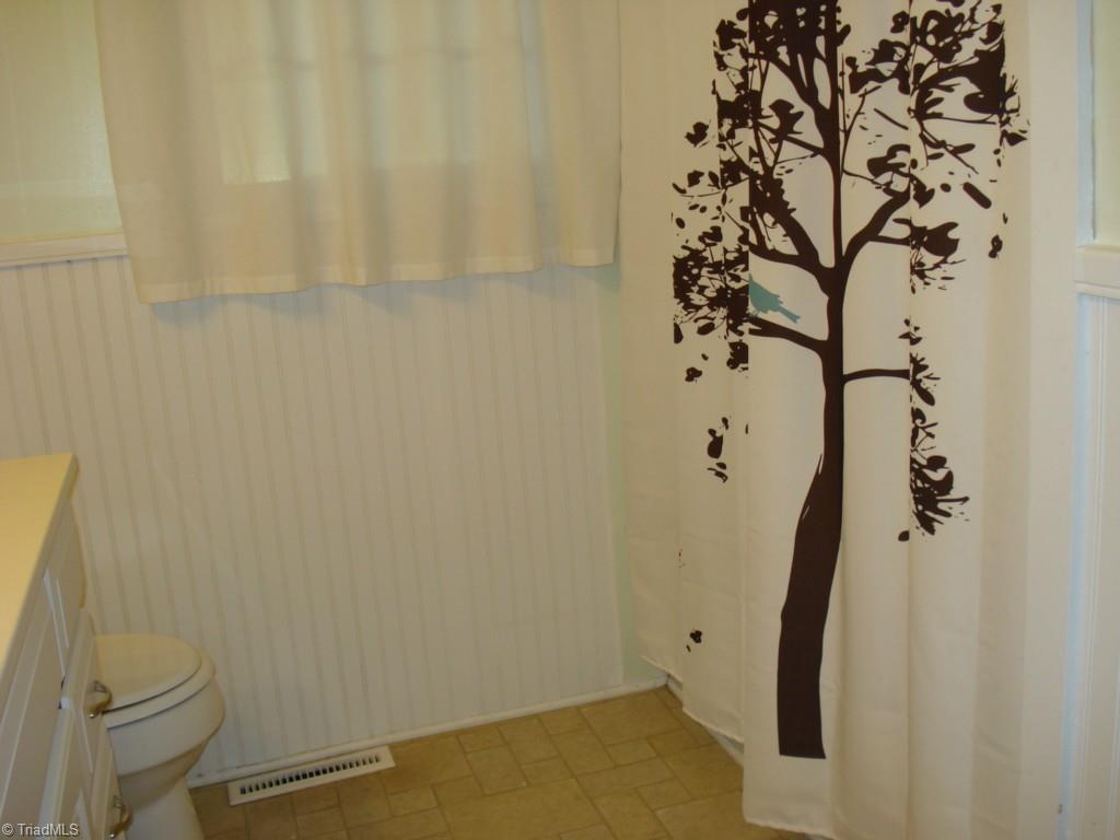 1620 Tall Pines Road Lexington, NC 27295 - Photo 17 of 29 Gallery Image 17