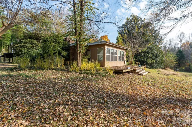 $3,195,000 | 1888 Pea Ridge Road, Mill Spring, NC 28756