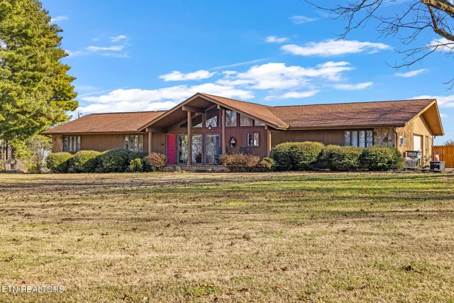 $559,900 | 501 County Road 126, Athens, TN 37303