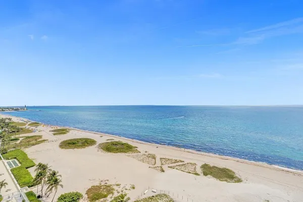 $15,000 | 900 North Ocean Boulevard, Unit 1405, Pompano Beach, FL 33062