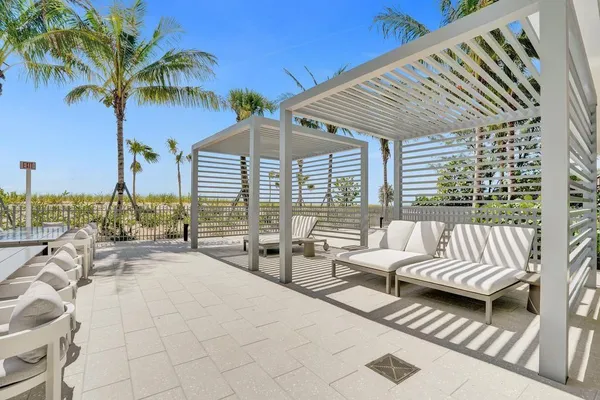 $15,000 | 900 North Ocean Boulevard, Unit 1405, Pompano Beach, FL 33062