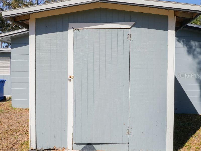 726 Ornelda Street Southwest Ruskin, FL 33570 - Photo 4 of 5