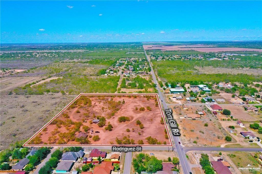 5201 Tom Gill Road Penitas, TX 78576 - Photo 2 of 6 a view of a city