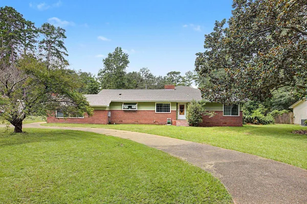 $580,000 | 2207 Woodbine Drive, Tallahassee, FL 32309