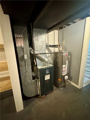 $2,400 | 5 Bramblewood Lane, Penfield, NY 14526