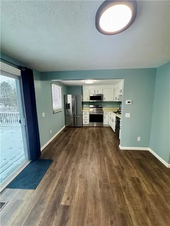 $2,300 | 5 Bramblewood Lane, Penfield, NY 14526