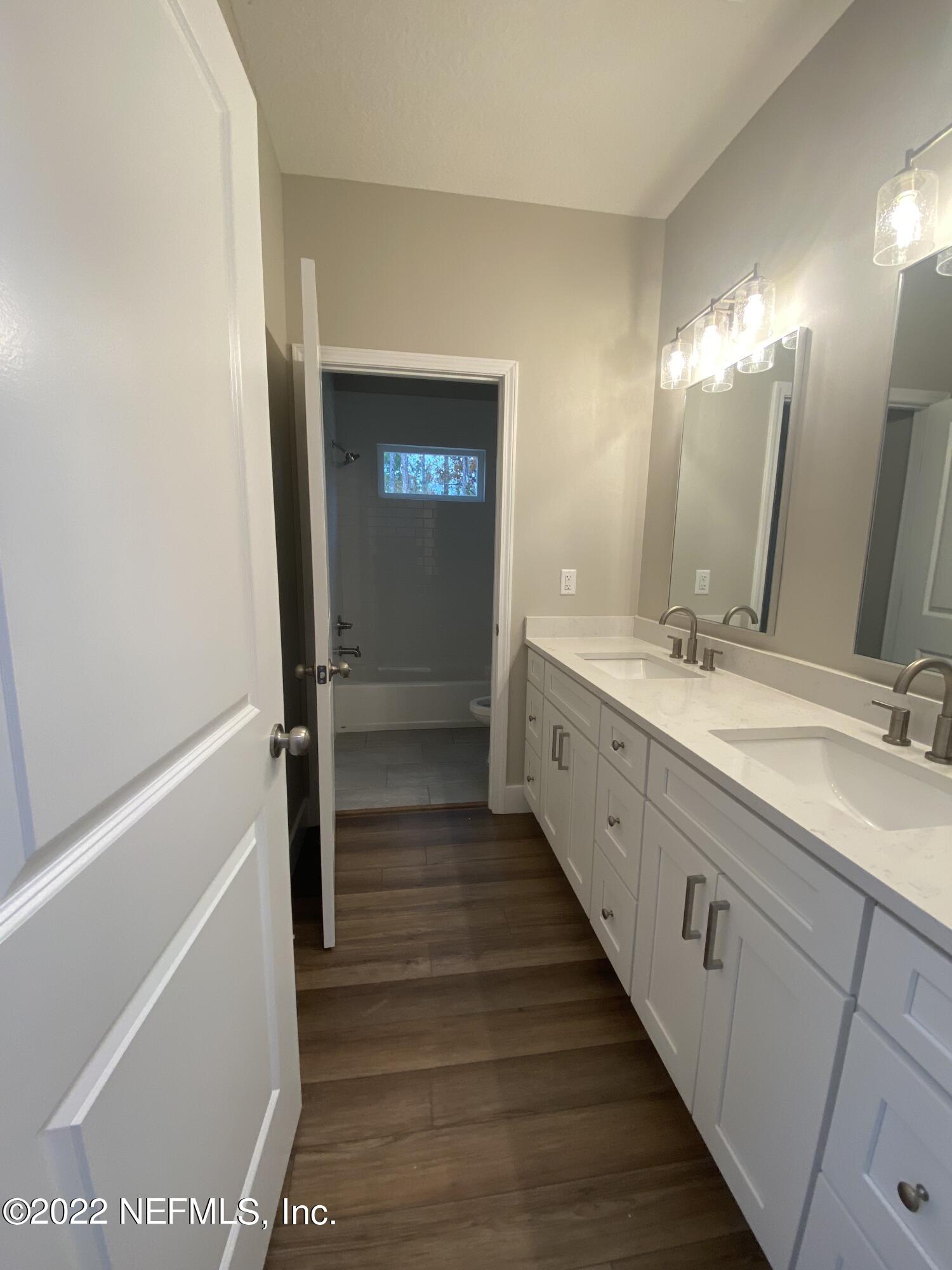7615 Alameda Way Keystone Heights, FL 32656 - Photo 32 of 41 2nd bath