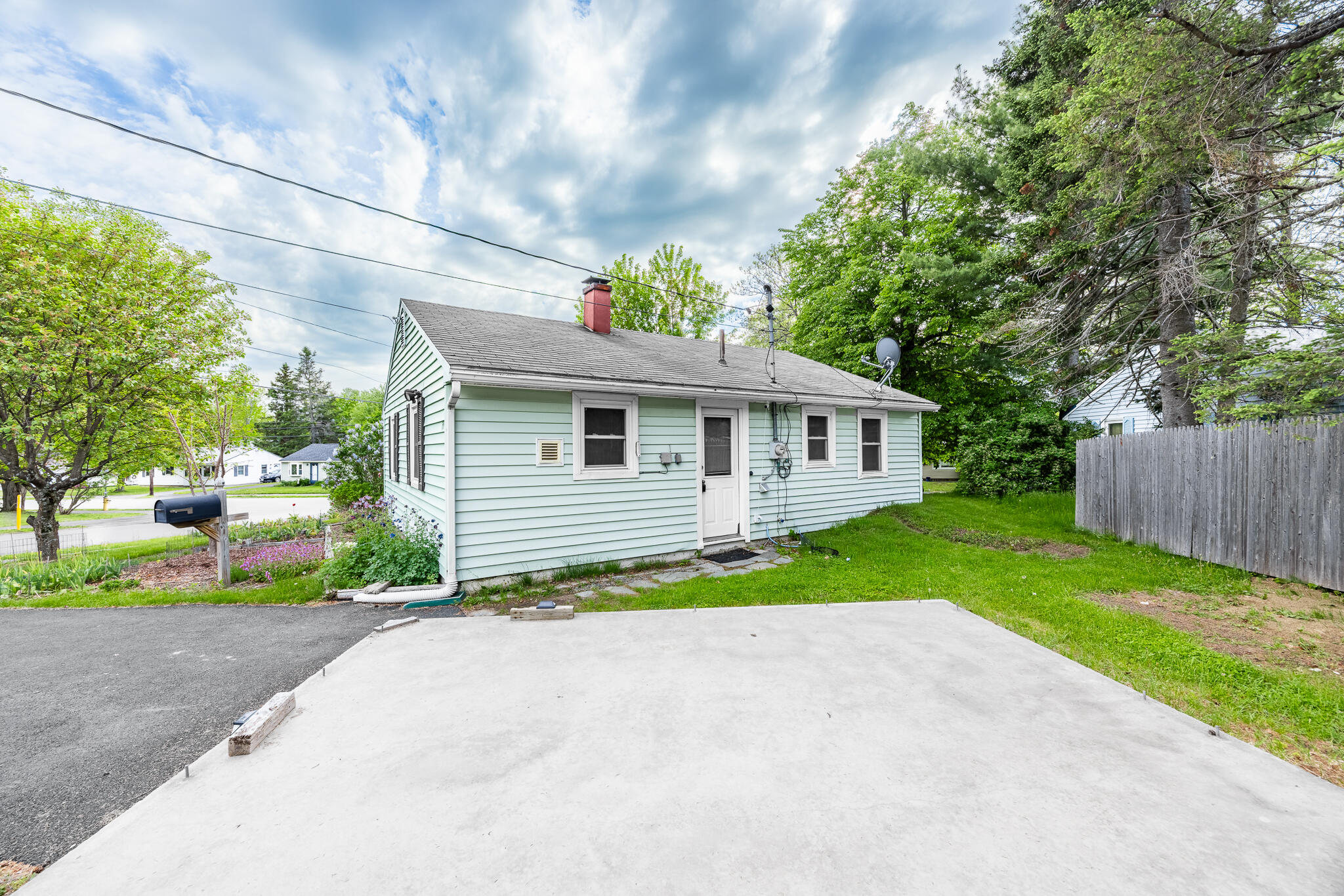 57 Naylor Street Bangor, ME 04401 - Photo 3 of 22 Exteriors-3